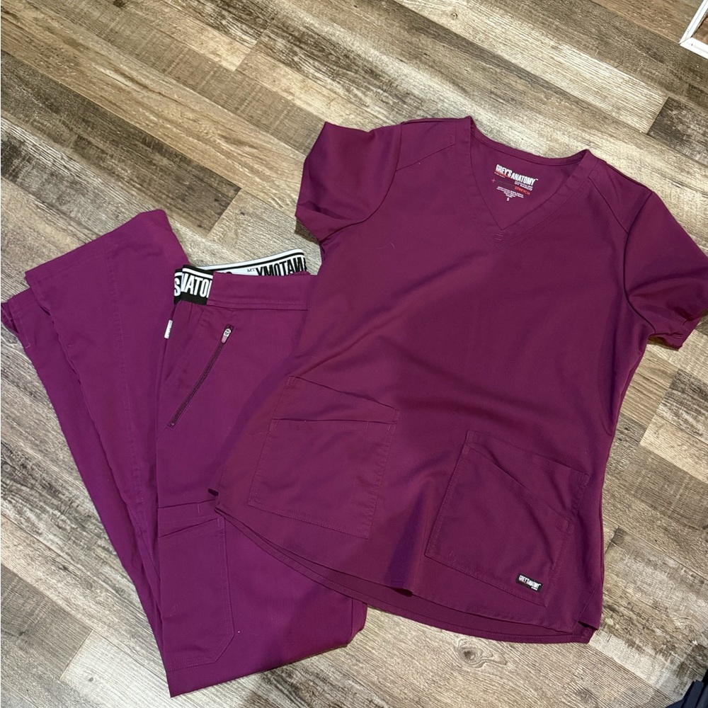 Grey's Anatomy Purple Scrub Set